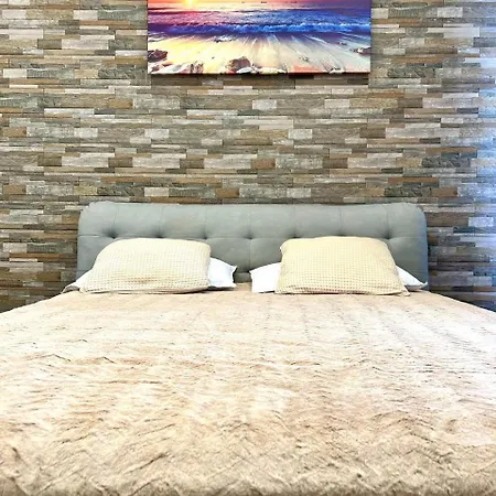 Miroslava Apartment *